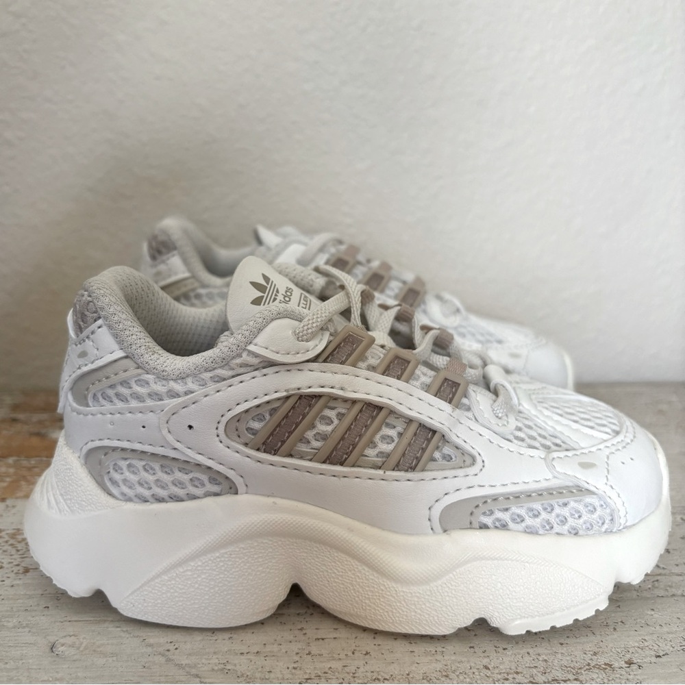 Adidas Ozmillen El 1 toddler sneaker cream size 7
